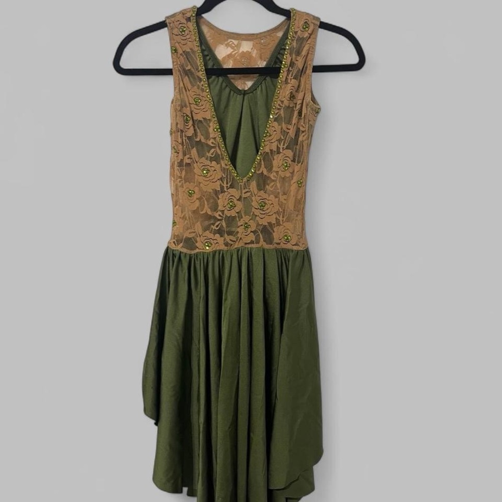 Kelle Green and Tan Floral leotard costume with cape skirt Adult Small - Picture 2 of 3